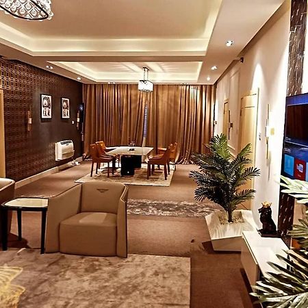 Sujimoto Residences Macdonald Lagos Exterior foto