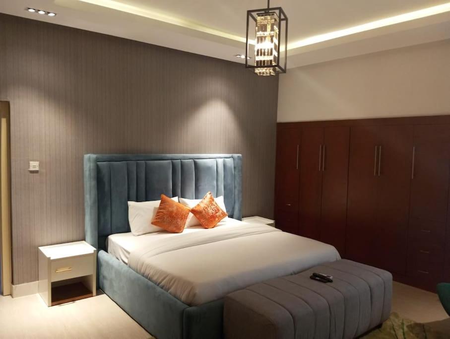 Sujimoto Residences Macdonald Lagos Exterior foto