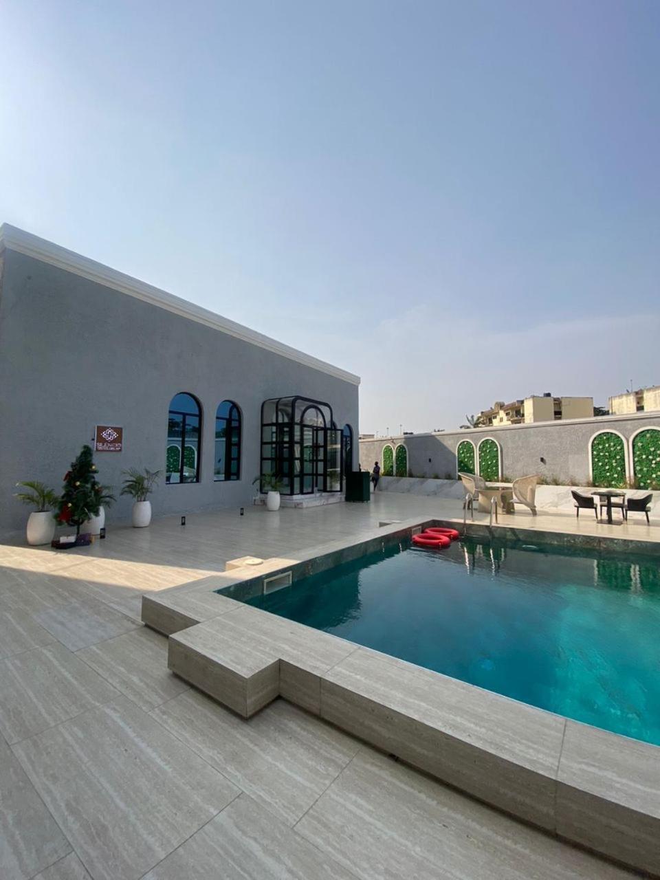 Sujimoto Residences Macdonald Lagos Exterior foto