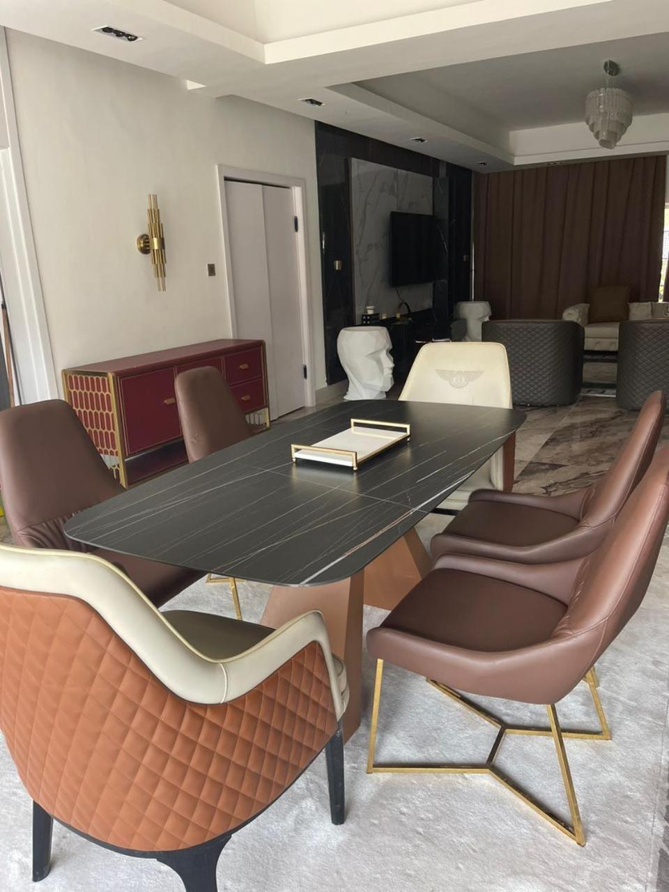 Sujimoto Residences Macdonald Lagos Exterior foto